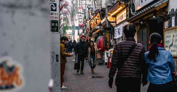 摩羯座是几月份：了解摩羯座的性格特点和职业发展